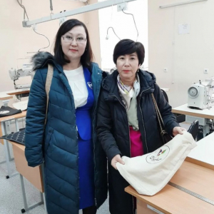 Преподаватель специальных дисциплин учебного колледжа ЮКУ имени М. Ауэзова Ахметова Алия Бакытжановна ознакомилась с современными возможностями обучения специалистов швейного производства и оборудования, отвечающими требованиям организации &quot;World Skills&quot;.