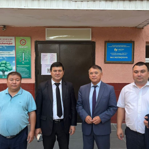 Director of the educational college named after M. Auezov Alibek S.N. had a meeting with dormitory students.