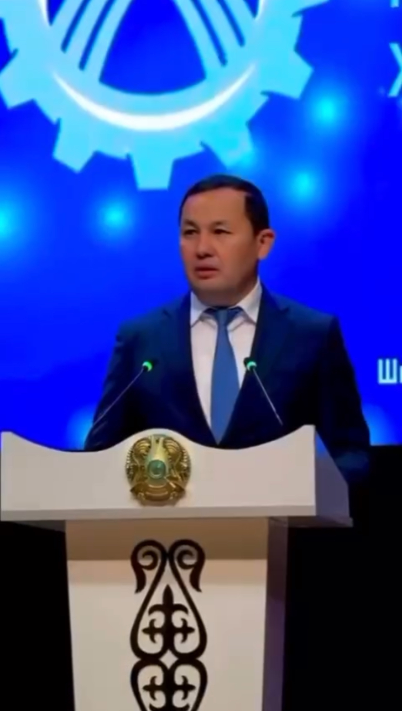 Шымкентте Жұмысшы мамандықтар жылының жабылу салтанаты өтті.