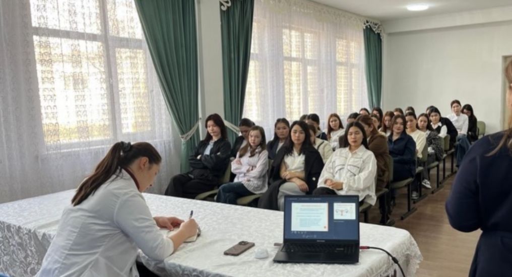 «Жасөспірімдердің репродуктивті денсаулығы; ерте жүктіліктің алдын алу»