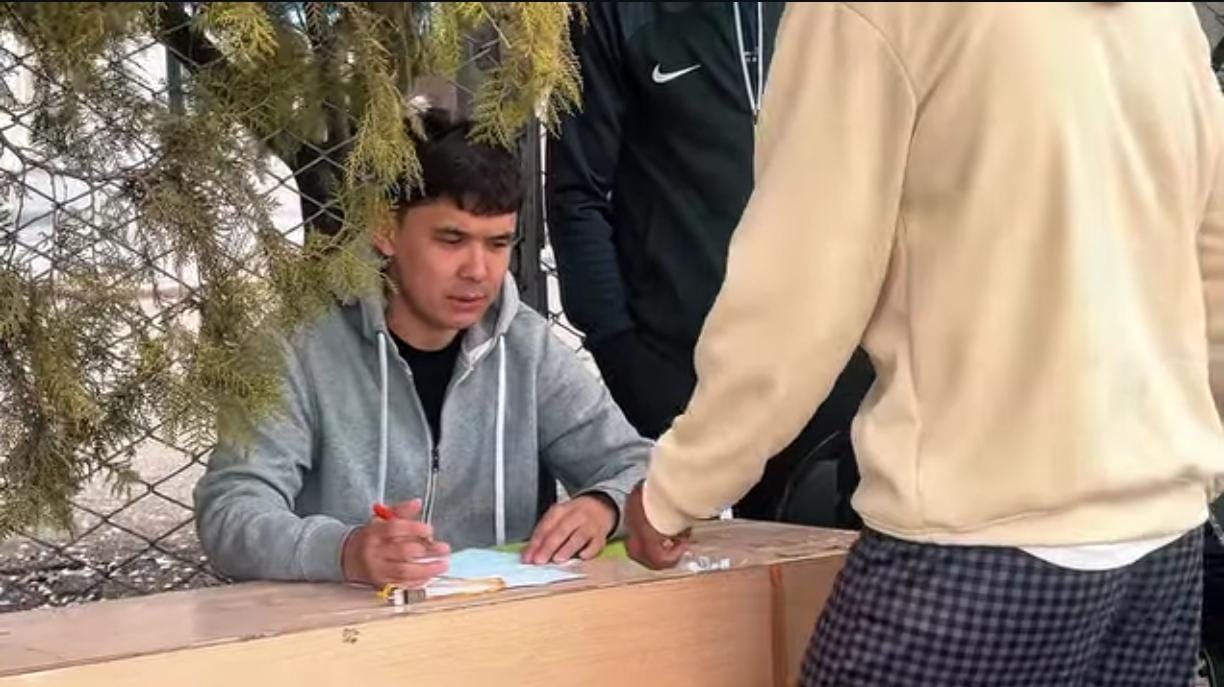 Бүгін 13–17 сәуір аралығында М.Әуезов атындағы ОҚУ колледжінің 1-курс білім алушылары үшін ұйымдастырылған оқу-дала жиыны өз мәресіне жетті.